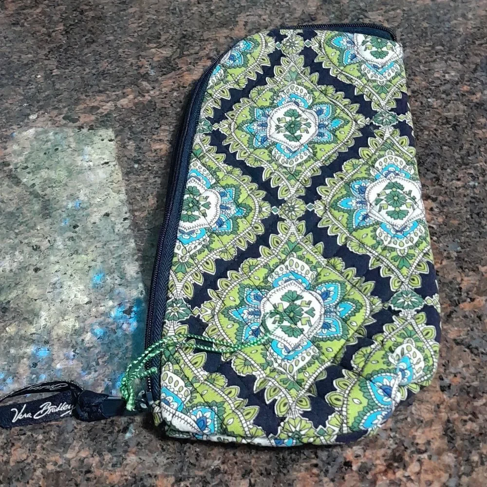 5 Assorted Keepers...Probably New...Assorted Sizes and Patterns. - Picture 5 of 11